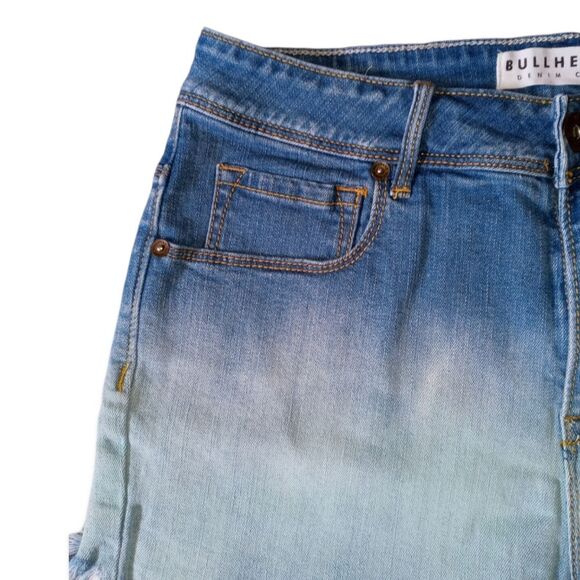 ❤️SALE! PRICE FINAL!❤️ BULLHEAD HIGH RISE CUT-OFF JEAN SHORTS Size 4 - Picture 3 of 8